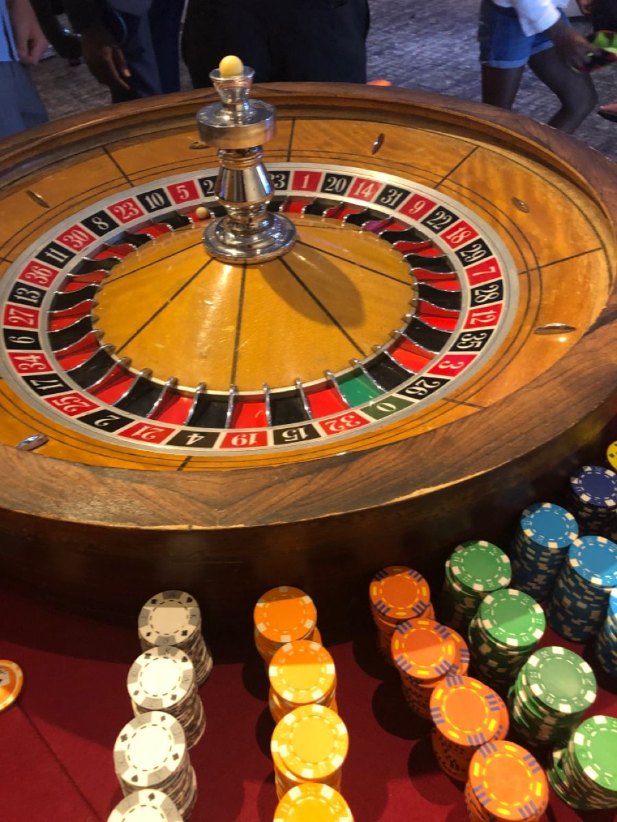 Zula Casino کھلاڑیوں کے لیے لائیو کیسینو سیکشن